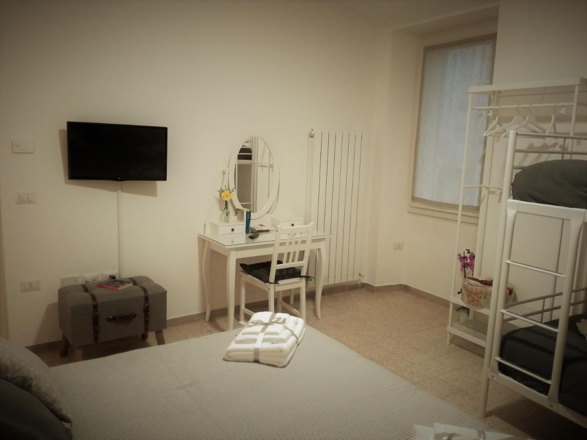 B&B Casa Lilli โฟลีโญ ภายนอก รูปภาพ